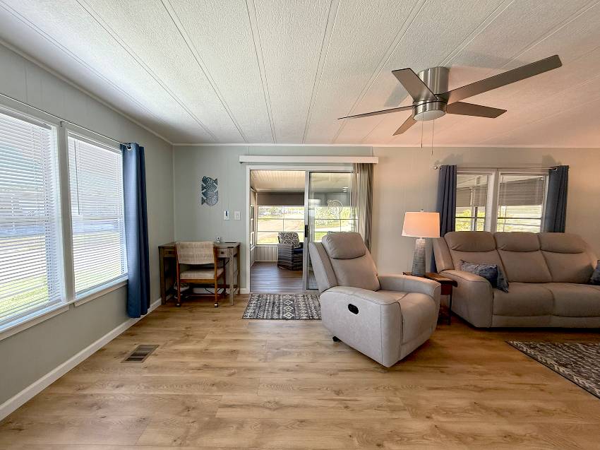 7604 Bonita Way a Ellenton, FL Mobile or Manufactured Home for Sale